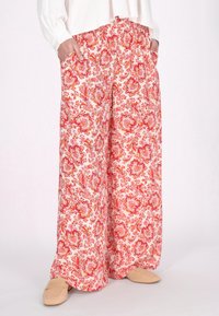 Брюки Брюки