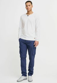 Лонгслив Лонгслив