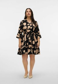 Платье Платье