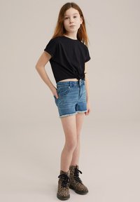 Шорты Шорты