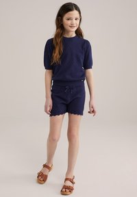 Шорты Шорты