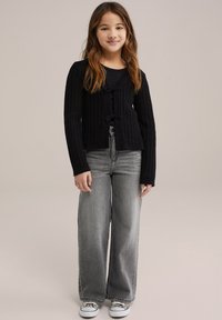 Вязаная кофта