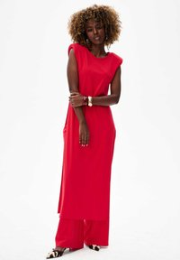 Длинный топ