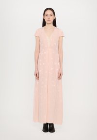 Летнее платье Летнее платье