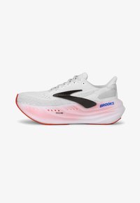 Беговые кроссовки