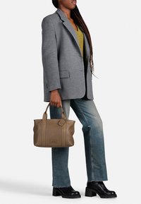 Кожаная сумка