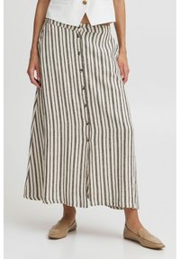 Длинная юбка