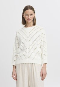 Пуловер с рукавом три четверти