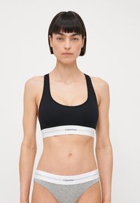 Бюстгальтер