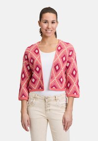 Жаккардовая вязаная кофта Жаккардовая вязаная кофта