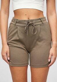 Шорты Шорты