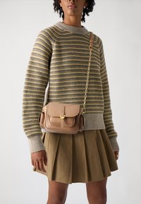 Кожаная сумка