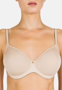 Бюстгальтер Бюстгальтер