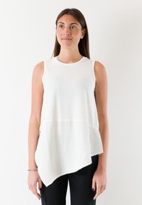 Длинная майка