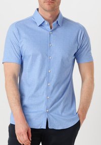 Рубашка с коротким рукавом Рубашка с коротким рукавом