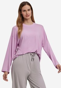 Лонгслив Лонгслив