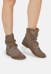 Ботильоны Ботильоны