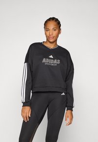 Спортивная толстовка