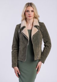 Кожаная куртка