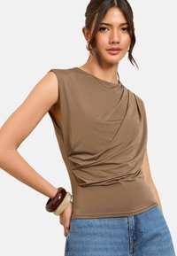 Майка-борцовка