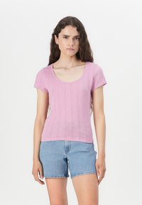 Футболка Футболка