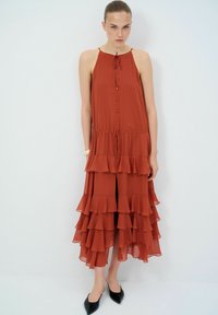 Платье макси