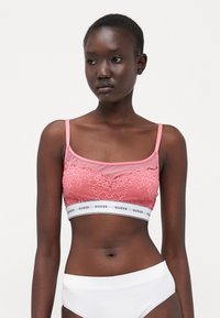 Бюстгальтер