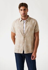 Рубашка с коротким рукавом