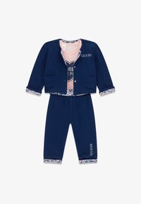 Набор одежды Набор одежды