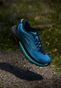 Беговые кроссовки