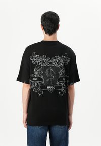 Футболка Футболка