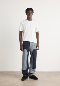 Футболка Футболка