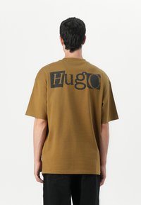 Футболка Футболка