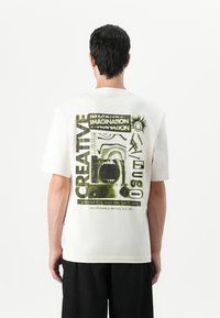 Футболка Футболка