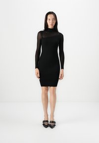 Коктейльное платье