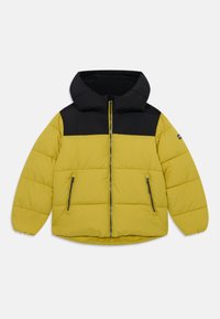 Спортивная куртка Спортивная куртка