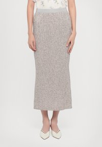 Юбка-карандаш