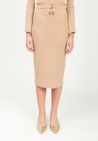 Юбка-карандаш