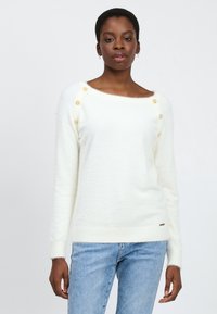 Длинный пуловер