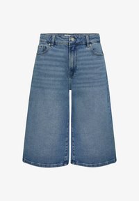 Короткие джинсы