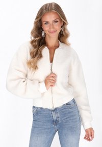 Флисовая куртка