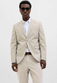 Пиджак Пиджак