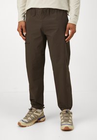 Спортивные штаны