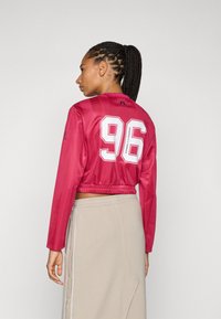 Спортивная майка