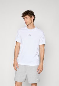 Футболка Футболка