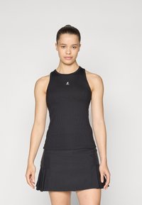 Спортивный топ