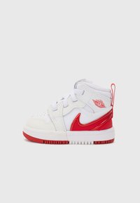 Детская обувь