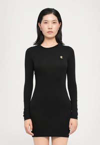 Короткое платье