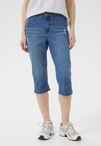 Короткие джинсы Короткие джинсы