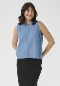 Джинсовая жилетка